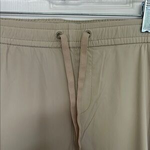 Eddie Bauer Tan Elastic Waist Shorts